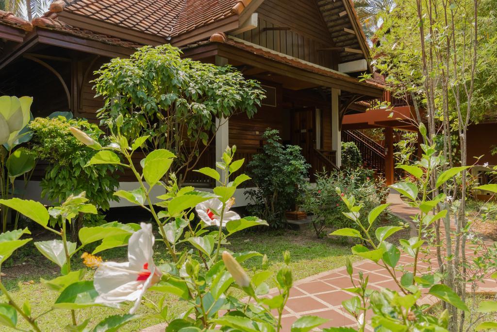 Coral Hotel Bangsaphan Bang Saphan Exterior photo